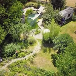 Denkmalgeschuetztes Haeuschen Mit Schwimmteich Holiday home Braunfels