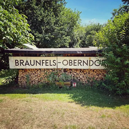 Denkmalgeschuetztes Haeuschen Mit Schwimmteich Dom wakacyjny