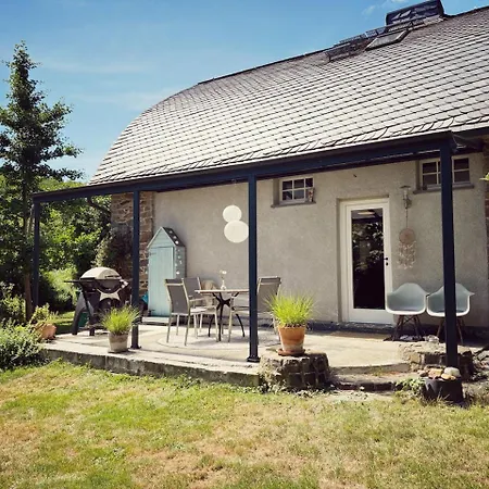 Denkmalgeschuetztes Haeuschen Mit Schwimmteich Casa de Férias *