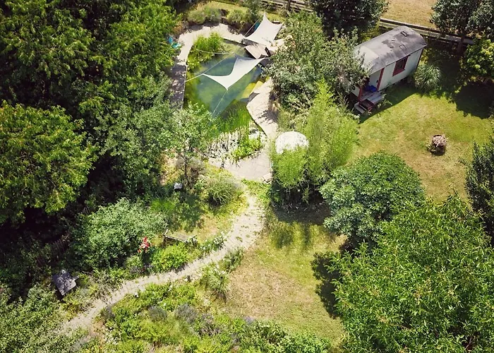 Denkmalgeschuetztes Haeuschen Mit Schwimmteich Prázdninový dům Braunfels