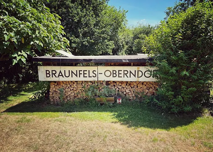 Denkmalgeschuetztes Haeuschen Mit Schwimmteich Dom wakacyjny